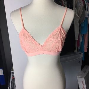 Victoria Secret Peach Strappy Brallette
